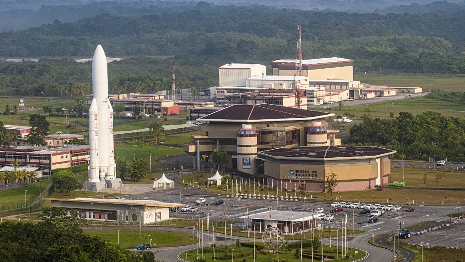 Une fusée Ariane 5 à Kourou (Guyane française), le 22 octobre 2021