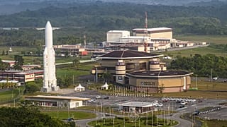 Une fusée Ariane 5 à Kourou (Guyane française), le 22 octobre 2021