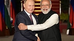 Modi und Putin demonstrierten in Neu Delhi ihre gegenseitige Wertschätzung