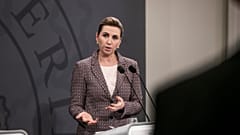 Mette Frederiksen warnt: Die Omikron-Variante breite sich unheimlich schnell aus.