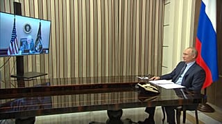 Putin e Biden in videoconferenza.