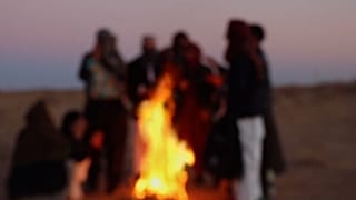 مهاجران در انتظار گذر از مرز ایران