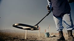 Azeri army searching for landmines 