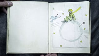 Archives : édition originale en français du "Petit prince" publiée à New-York en 1943 par Reynal & Hitchcock, lors d'une vente aux enchères organisée en décembre 2016 à Paris