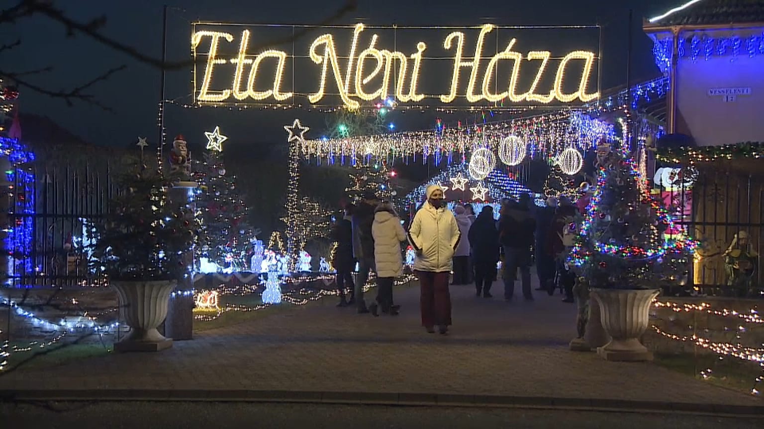 A "Casa da Tia Eta" fica em Dabbas, a cerca de 50 quilómetros de Budapeste, na Hungria