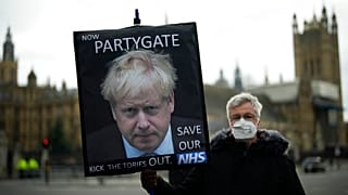 Boris Johnson travolto dal "Partygate".