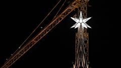 Звезда на башне Девы Марии Собора Святого Семейства в Барселоне 