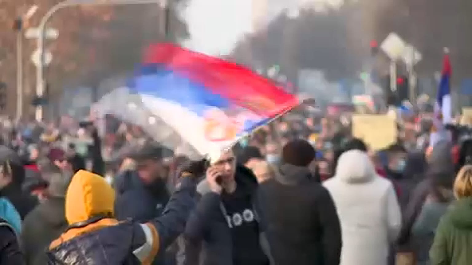 Demonstranten in Belgrad