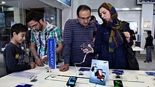 مغازه فروش گوشی‌های تلفن همراه سامسونگ در تهران