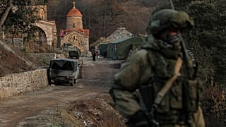 Dağlık Karabağ'da Rus barış gücü askeri (Arşiv)