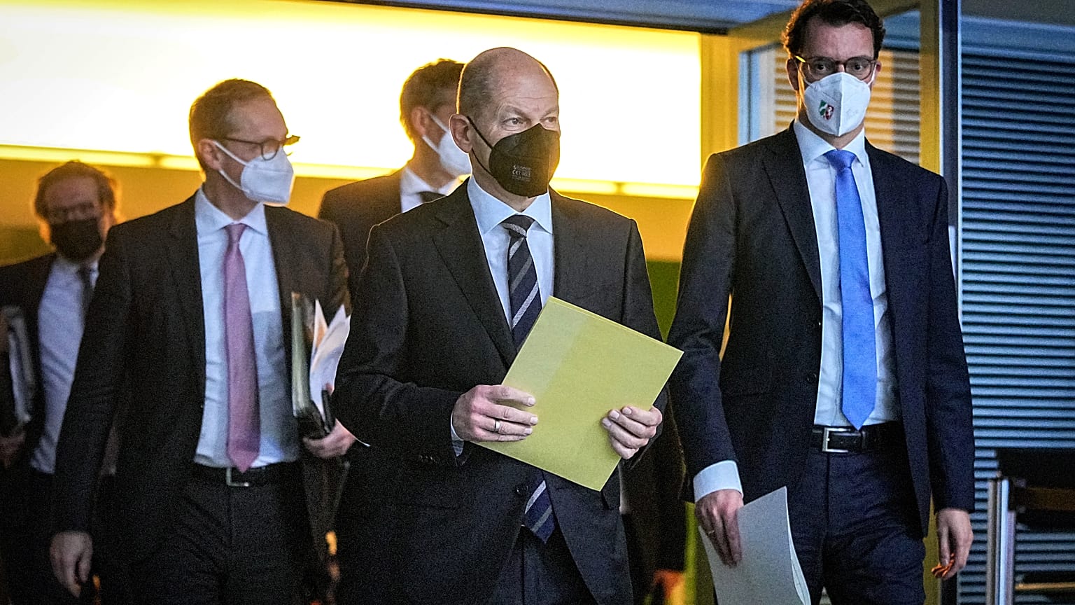 Olaf Scholz nach dem ersten Treffen der Spitzen von Bund und Länder unter seiner Leitung
