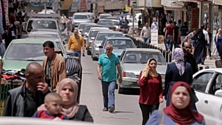 في أحد شوارع مدينة الكرك الأردنية 