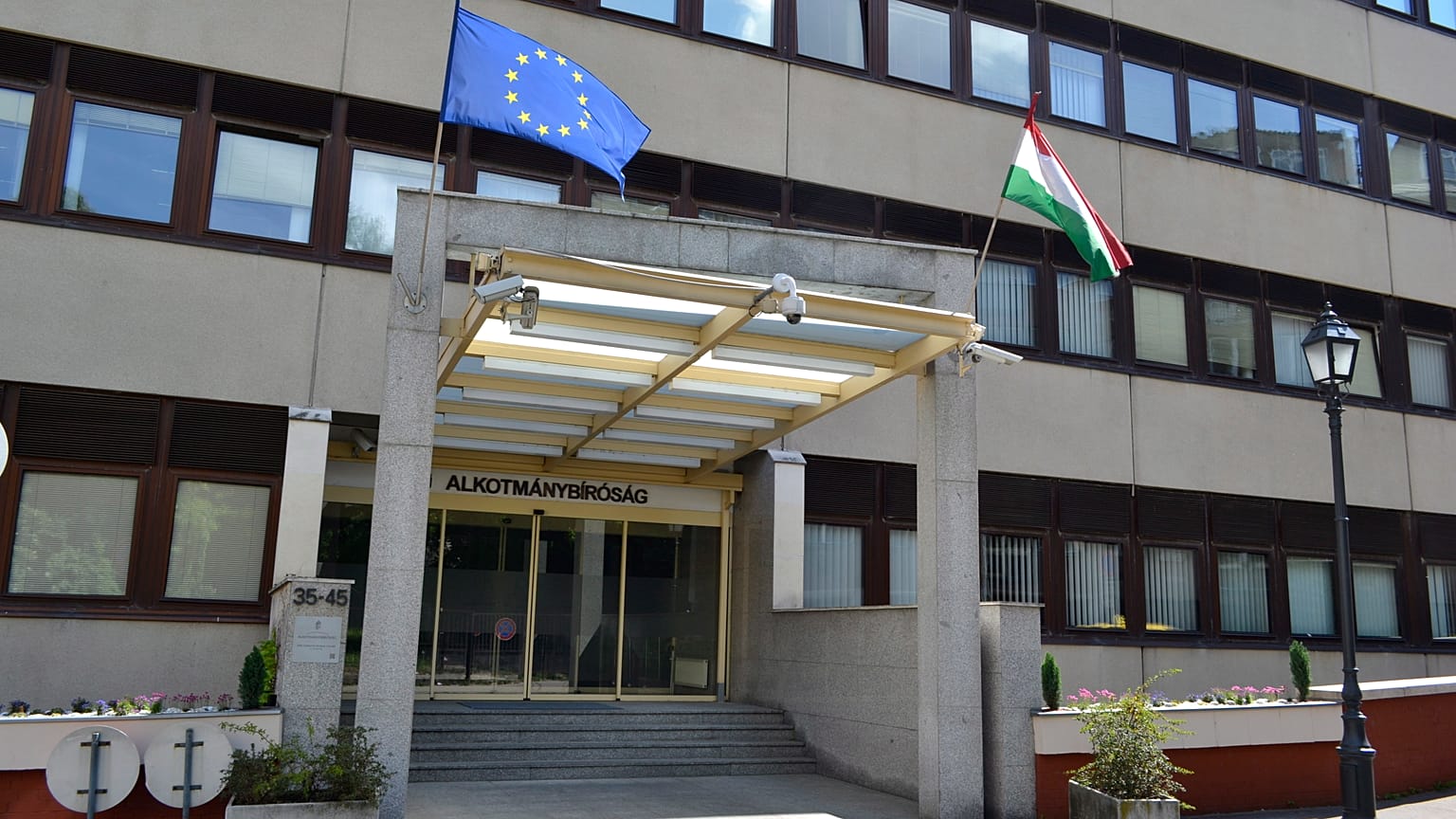 Az Alkormánybíróság épülete