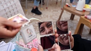 فلسطينيات يخضن الانتخابات البلدية في الضفة الغربية بقائمة نسوية خالصة