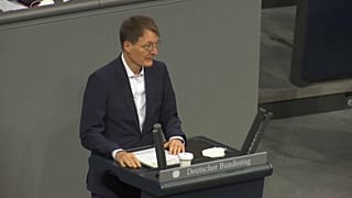 Alemania y República Checa exigirán la vacunación en determinados grupos a partir de marzo