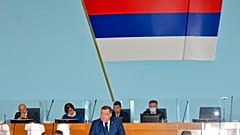 Ομιλία του Μίλοραντ Ντόντικ στο κοινοβούλιο των Σερβοβόσνιων στην Μπάνια Λούκα