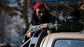 Bir Taliban savaşçısı