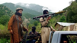Pakistan Talibanı olarak bilinen Tahrik-i Tuleba-yı Pakistan'a mensup militanlar (arşiv)