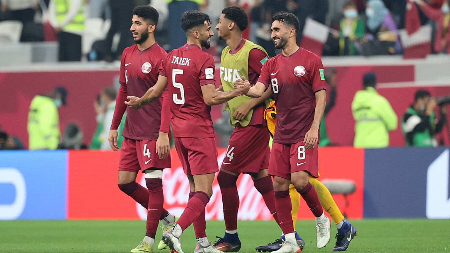 لاعبو المنتخب القطري