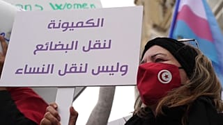 Protesta en Túnez contra la violencia de género