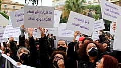 Manifestation à Tunis contre les violences faites aux femmes (10/12/21)