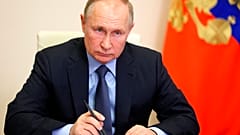 Der russische Präsident Wladimir Putin leitet per Videokonferenzschaltung eine Sitzung des Präsidialrats für Zivilgesellschaft und Menschenrechte, 09.12.2021