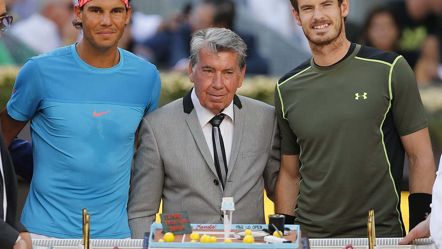 Manolo Santana, acompañado por Rafa Nadal y Andy Murray