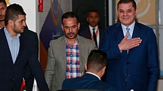 رئيس حكومة الوحدة الوطنية الليبية المؤقتة، عبد الحميد الدبيبة يرفع أوراق ترشيحه لرئاسة البلاد إلى مقر الهيئة العليا