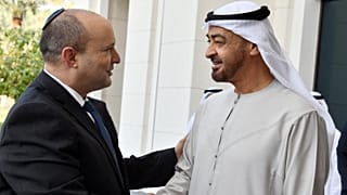 ولي عهد أبوظبي الشيخ محمد بن زايد آل نهيان ورئيس الوزراء الإسرائيلي بينيت