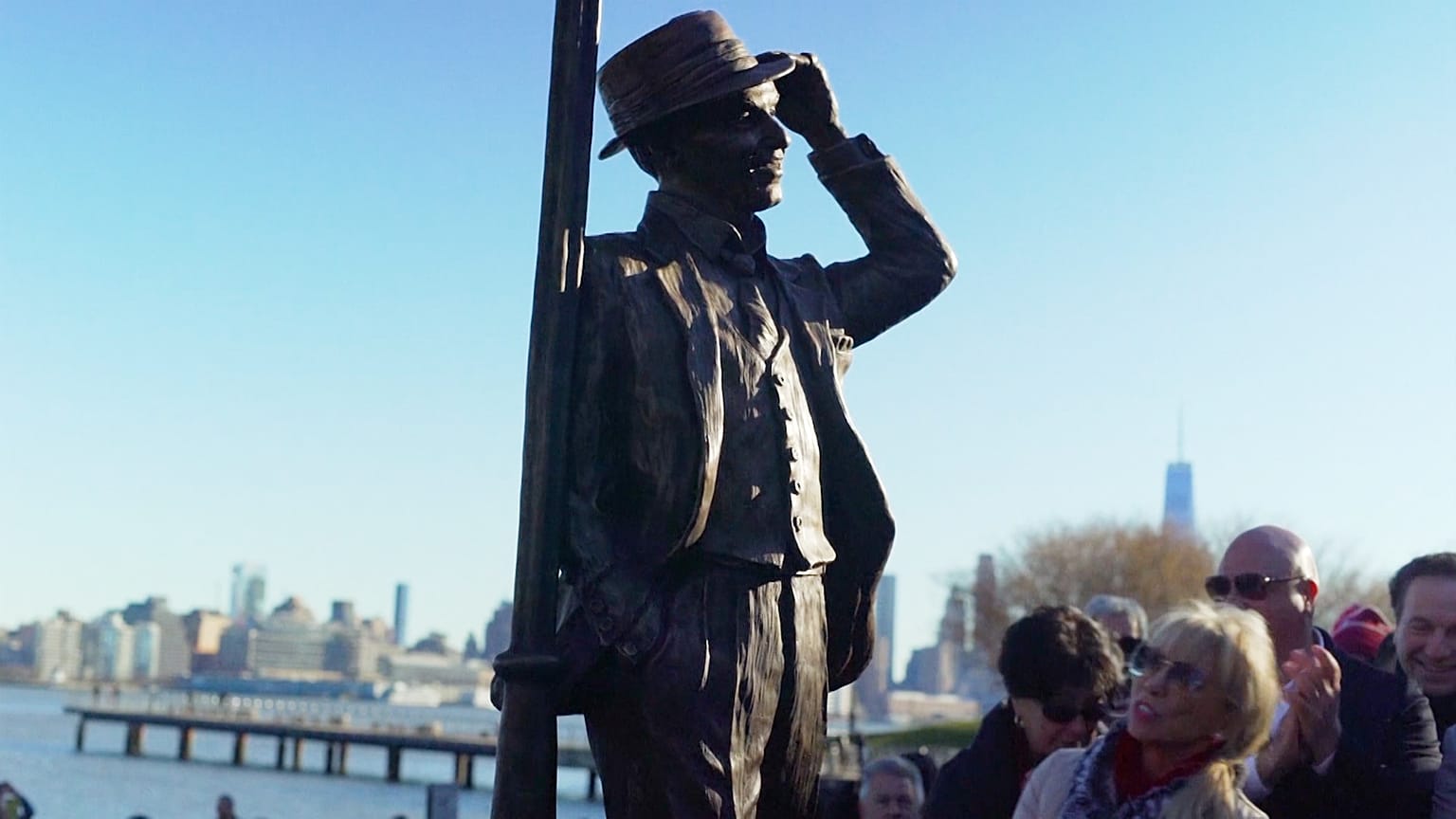 Denkmal für Frank Sinatra - Tribut zum 106. Geburtstag
