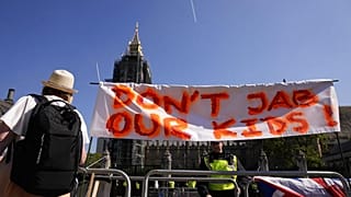 In vielen Ländern gibt es Impfgegner. In Großbritannien sind viele Impfgegner auch Brexit-Befürworter, wie Forscher jetzt herausfanden.