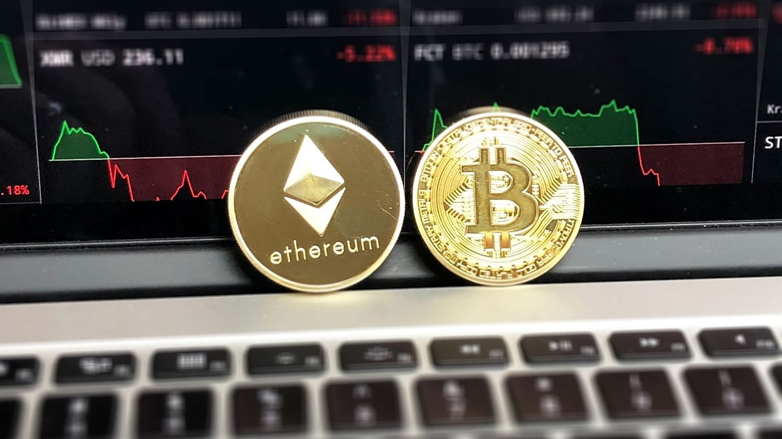 بیت‌کوین و اتریوم