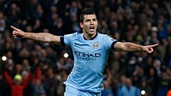 سيرخيو أغويرو  خلال مباراة مع مانشستر سيتي
