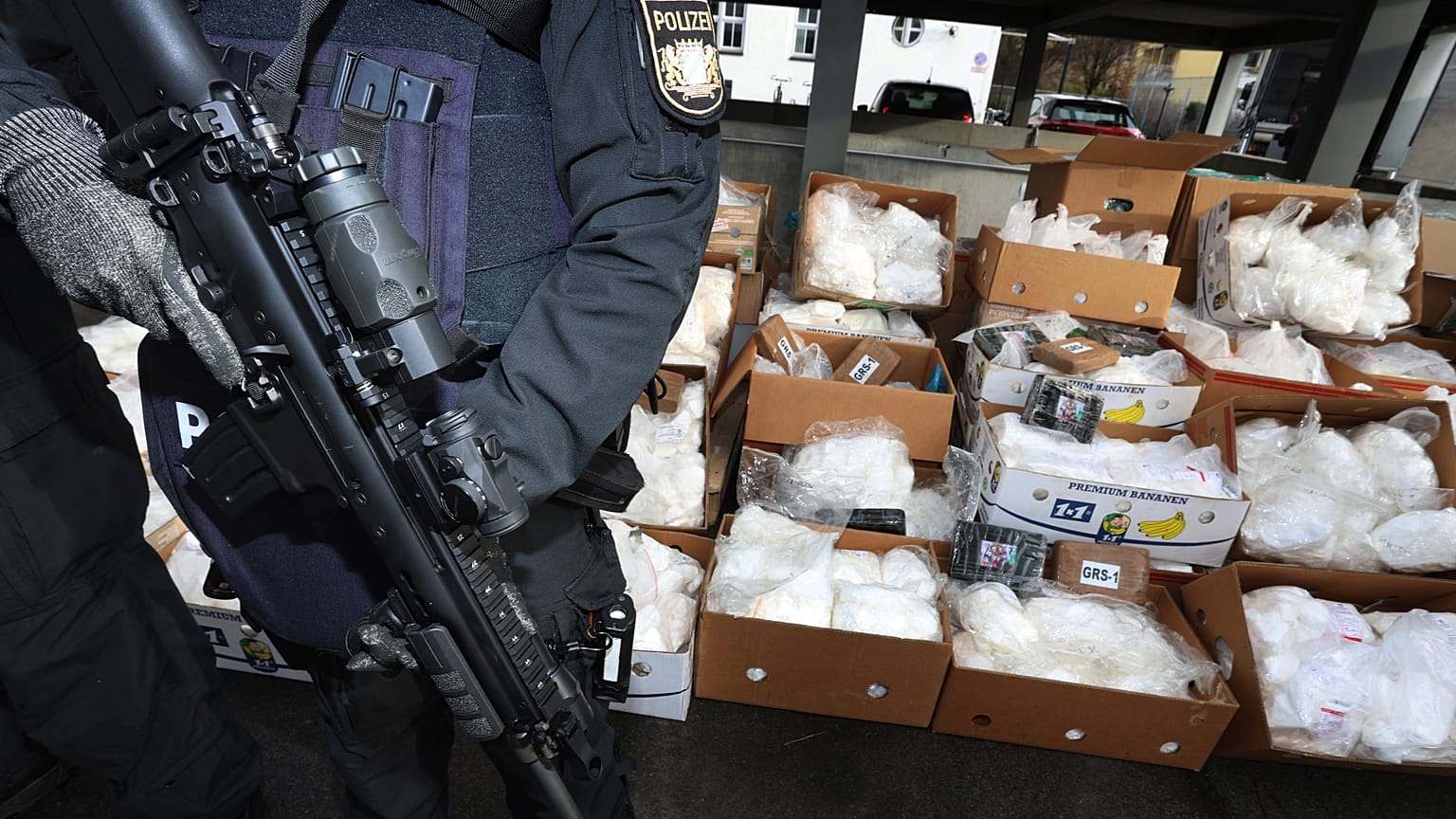 Bavarian riot police were involved in "Operation Snow Melt".
