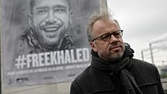 Генсек "Репортеров без границ" Кристоф Делуар на акции в поддержку алжирского журналиста Халеда Драрени
