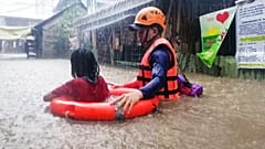 Les services de secours largement mobilisés aux Philippines face à la menace du typhon Rai - Cagayan de Oro City (sud du pays), le 16/12/2021