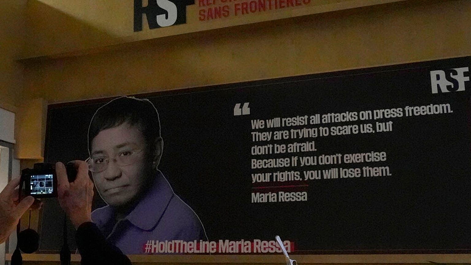 Maria Ressa, a 2021-es Nobel-békedíjas újságírók egyike