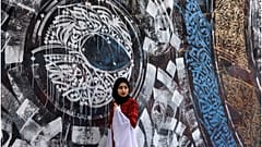 وقفة احتجاجية ضد ارتداء الزي الفلسطيني التقليدي من قبل متسابقات ملكة جمال الكون في إسرائيل