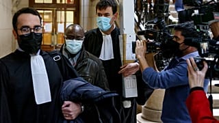 Claude Muhayimana au palais de justice de Paris, le 22 novembre 2021