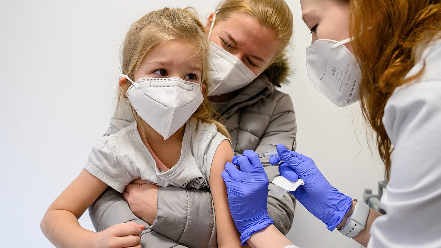 La campagne de vaccination des enfants de 5 à 11 ans a débuté en Italie, Espagne, Finlande, Allemagne, Autriche et France 