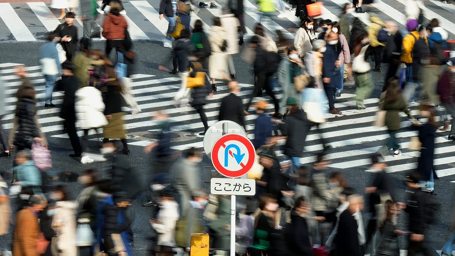 Tokyo'da bir yaya gecidi