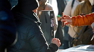 Test von Impfnachweis in Deutschland - Symbolbild