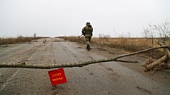 Ostukraine: Besuch am Grenz-Checkpoint