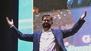 Gabriel Boric, après sa victoire à la présidentielle chilienne, à Santiago le 20 décembre 2021