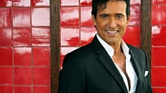 El cantante español Carlos Marín posa para un retrato, 26/8/2016, Ciudad de México, México
