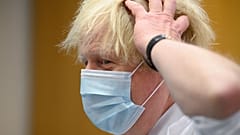 Boris Johnson hat neuen Ärger wegen Arbeitsessen mit Käse und Wein
