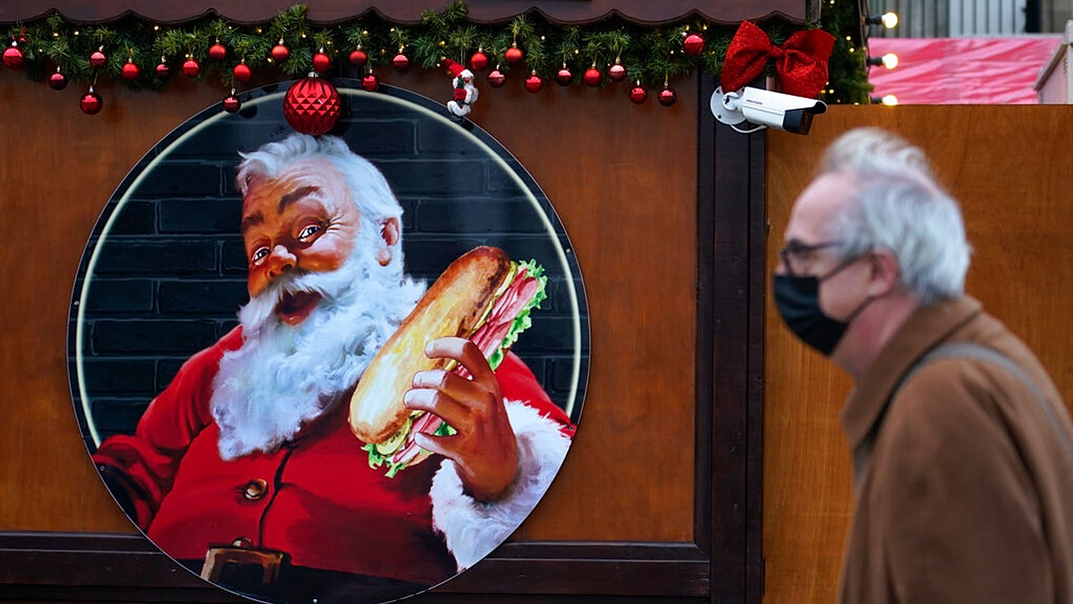 La OMS recomienda no celebrar encuentros familiares ni eventos durante la Navidad