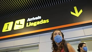 Foto de ilustración del aeropuerto internacional de Barajas, Madrid, España.