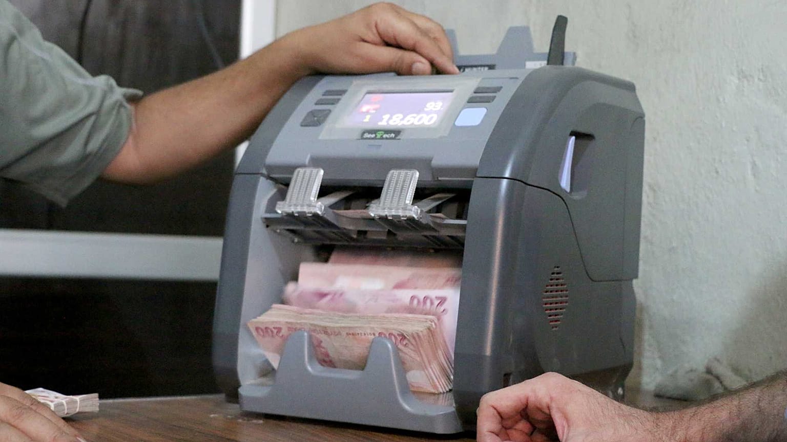 Hazine ve Maliye Bakanlığı "Kur Korumalı TL Vadeli Mevduat"ın detaylarını açıkladı