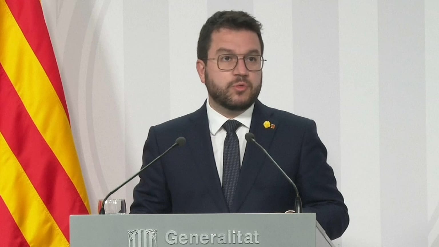 El presidente de la Generalitat, Pere Aragonès, define la situación sanitaria como "crítica"